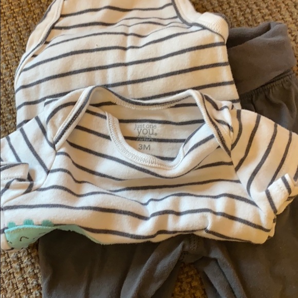 Just for you by Carter’s crocodile set Size 3M - Picture 3 of 4